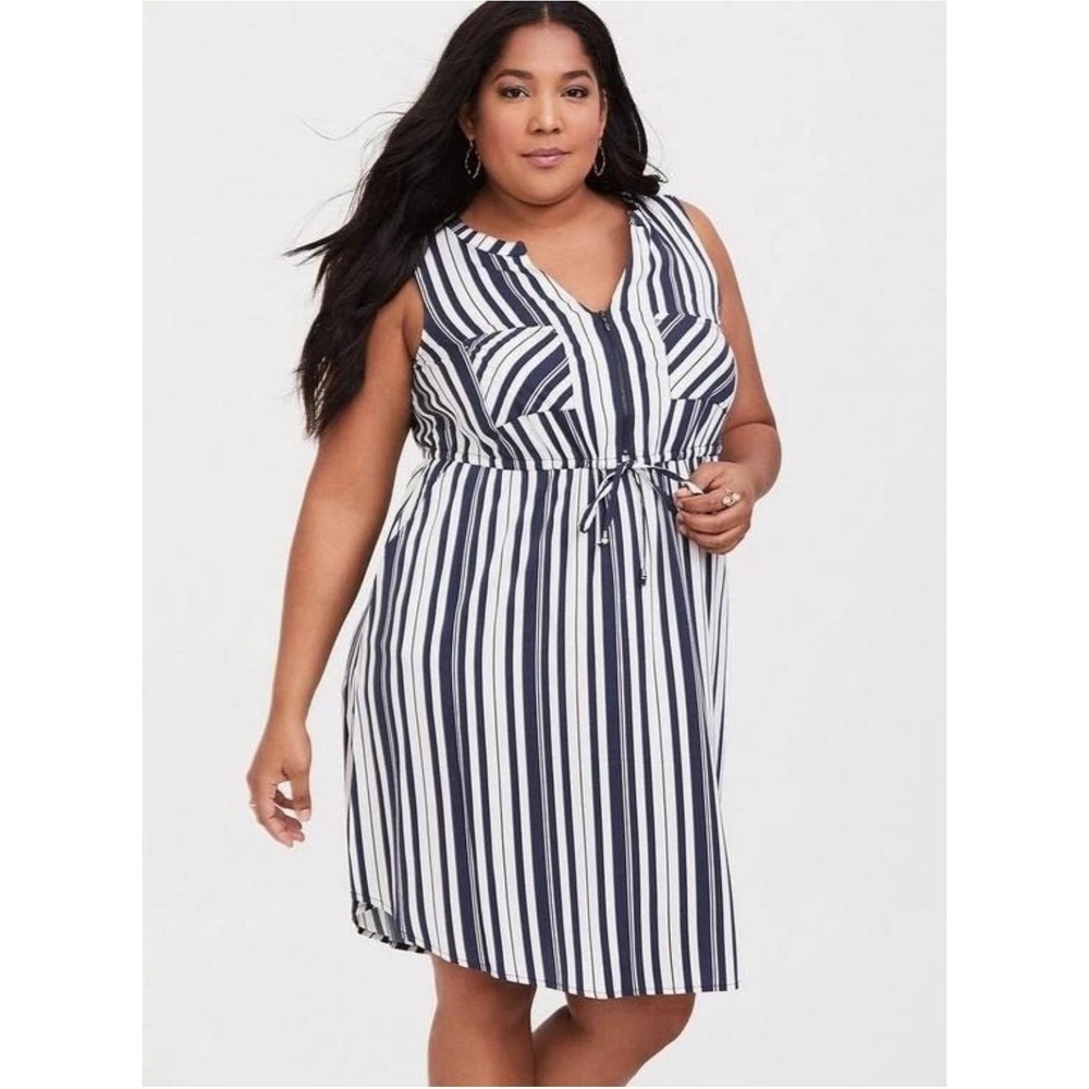 Torrid Women's Pull Over Mini Challis 1 Zip-Front Shirt Dress Drawstring Striped